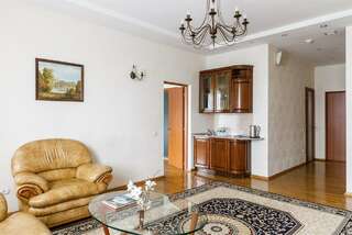 Гостиница Платан Краснодар "Люкс семейный" трехкомнатный-5