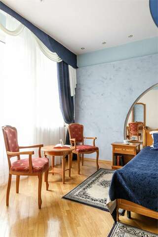 Гостиница Платан Краснодар "Люкс семейный" трехкомнатный-7