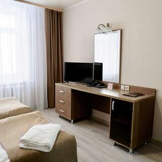 Гостиница Платан Краснодар Комфорт (2 раздельные кровати)-1