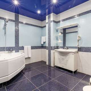 Гостиница Платан Краснодар Люкс-Семейный 3-комнатный-3