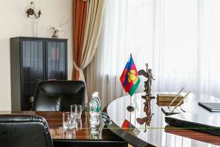 Гостиница Платан Краснодар «Люкс-бизнес» трехкомнатный-5