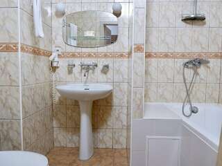 Гостиница Платан Краснодар "КОМФОРТ" (Две раздельные кровати)-6