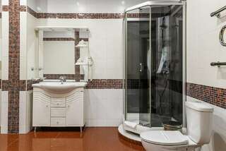 Гостиница Платан Краснодар «Люкс-бизнес» трехкомнатный-7