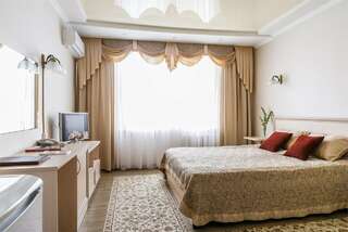 Гостиница Платан Краснодар "КОМФОРТ" (Двуспальная кровать)-2