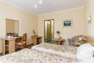 Гостиница Платан Краснодар "СТАНДАРТ" (две раздельные кровати )-4