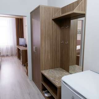 Гостиница Платан Краснодар Комфорт (2 раздельные кровати)-3